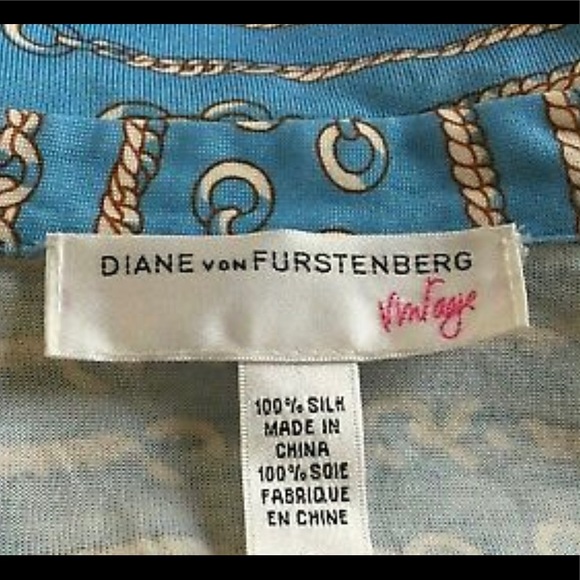 Diane Von Furstenberg DVF Wrap Top Silk Shirt Blue Chain Blouse size 6 - Picture 3 of 4